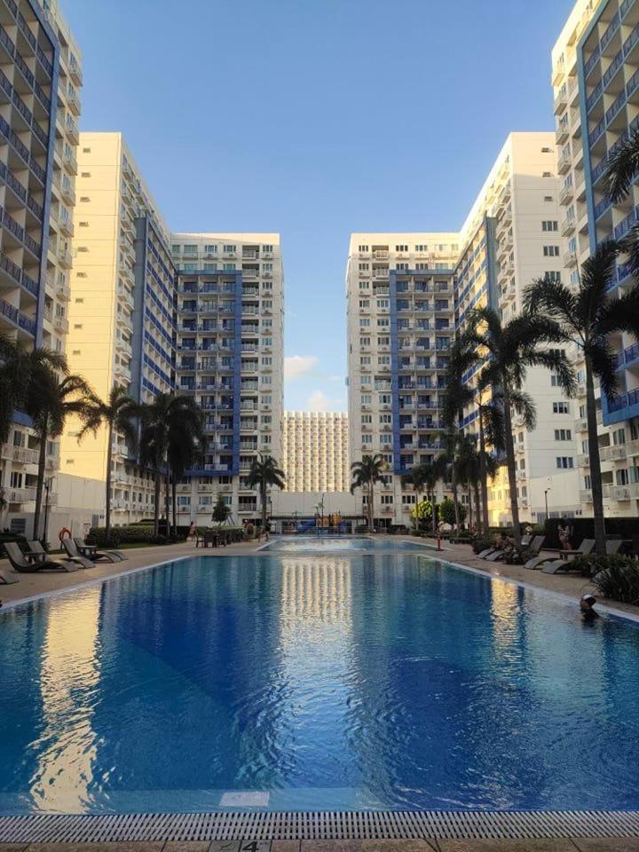 Bliss Staycation At Sea Residences By John Apartment Manila